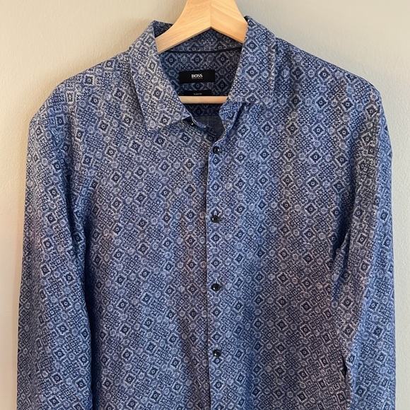 Hugo Boss Geometric 100% Linen Button Down Shirt Large - Picture 1 of 10